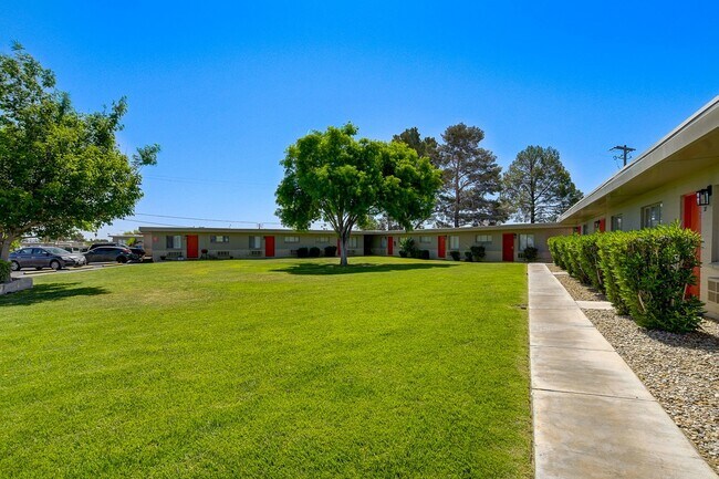 Campus Crossing, Las Vegas, NV 89119 - photo 6