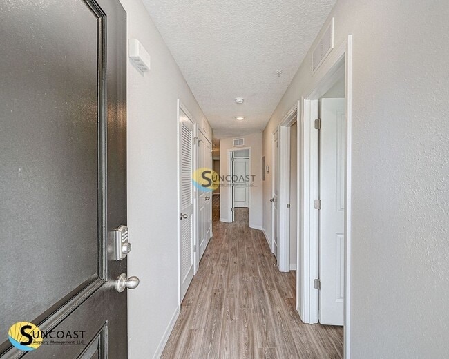 9588 Hood Rd unit 202, Jacksonville, FL 32257 - photo 5