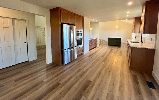 7635 S Cook Way, Centennial, CO 80122 - photo 7