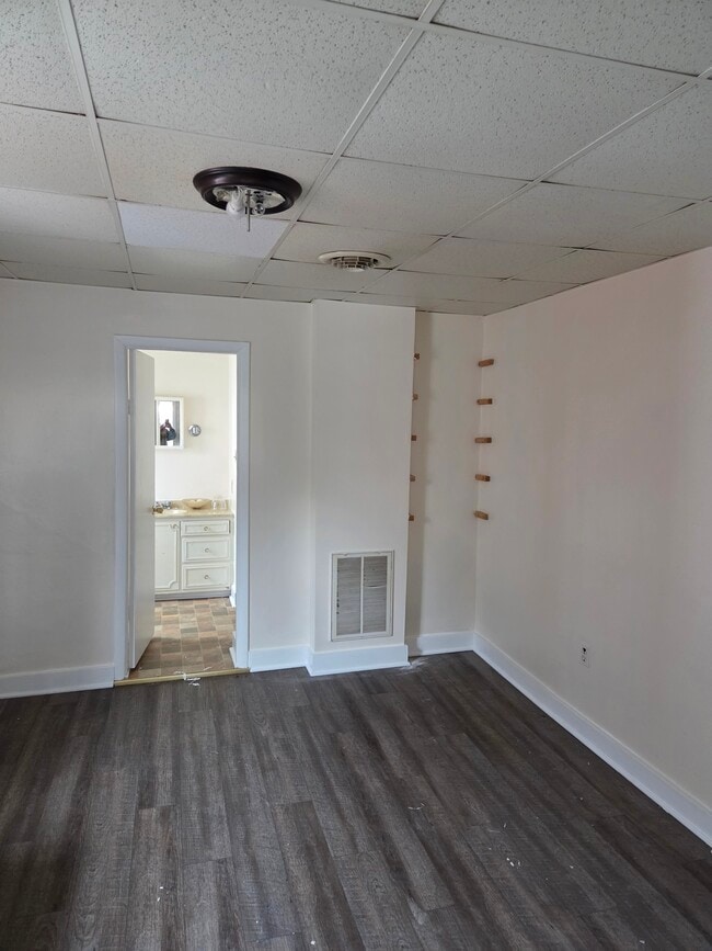 1 S Main St, Stewartstown, PA 17363 - photo 5