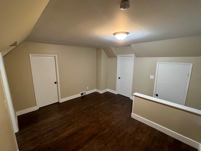 16 4th St, Mount Clemens, MI 48043 - photo 2