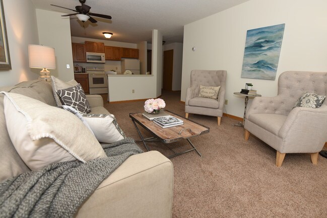 Applewoods Apartments, Apple Valley, MN 55124 - photo 6