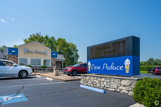 Just across SR 931 from Indian Heights is the popular Cone Palace.