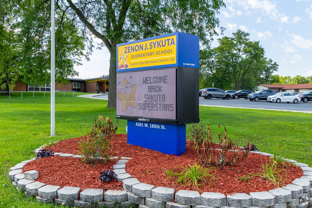 Zenon J Sykuta School, Rankings & Reviews
