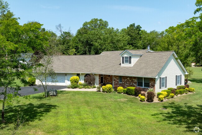 With plenty of land available, Gardiner is a great place to build a ranch home.