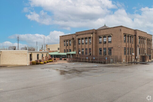 Children can easily walk or bike to Constellation Schools: Stockyard Community Elementary.