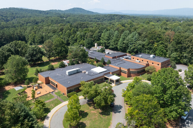 Virginia L. Murray Elementary employs 20 full time teachers.