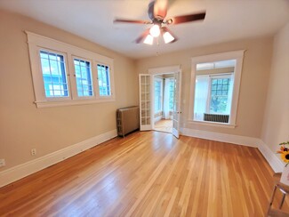 830 Grand Ave, Saint Paul, MN 55105