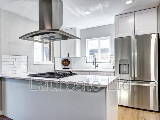 3033 Leyden St, Denver, CO 80207 - photo 4