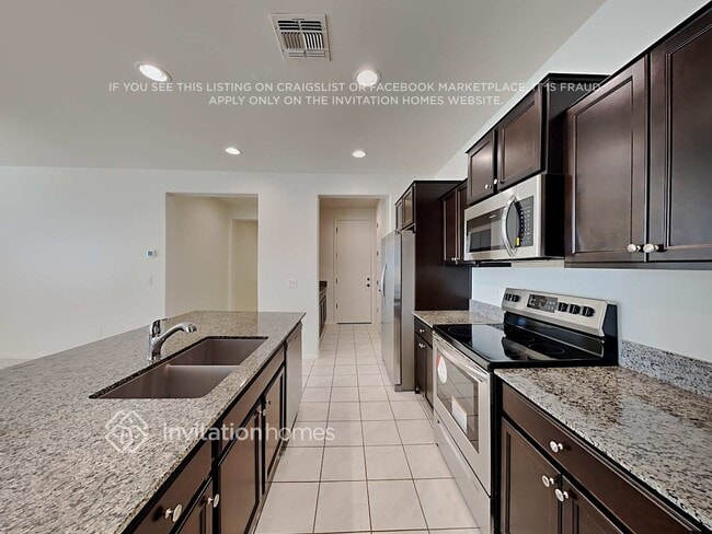 18203 W Fulton St, Goodyear, AZ 85338 - photo 6