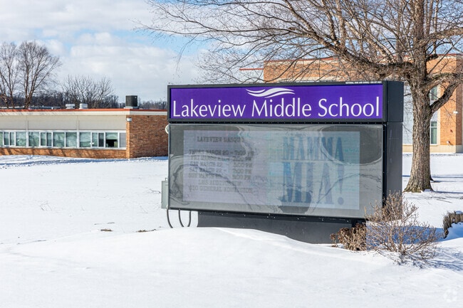 Lakeview Middle School is located in Battle Creek, Michigan.