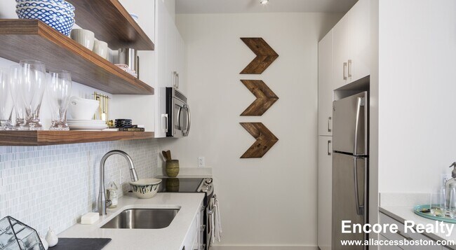 Chroma, Cambridge, MA 02139 - photo 4