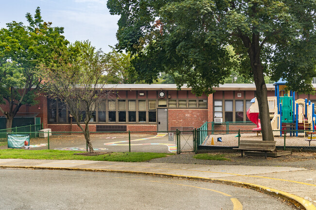 According to niche.com, Ridge Ranch School has received an A- rating.