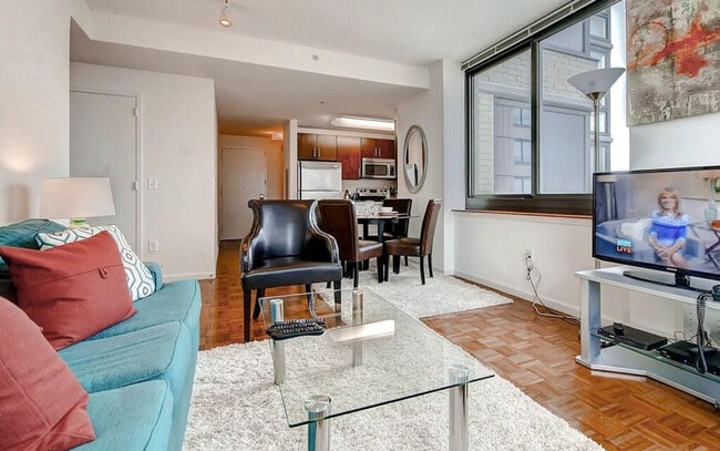 48 Washington Blvd unit ID1051652P, Jersey City, NJ 07310 - photo 2