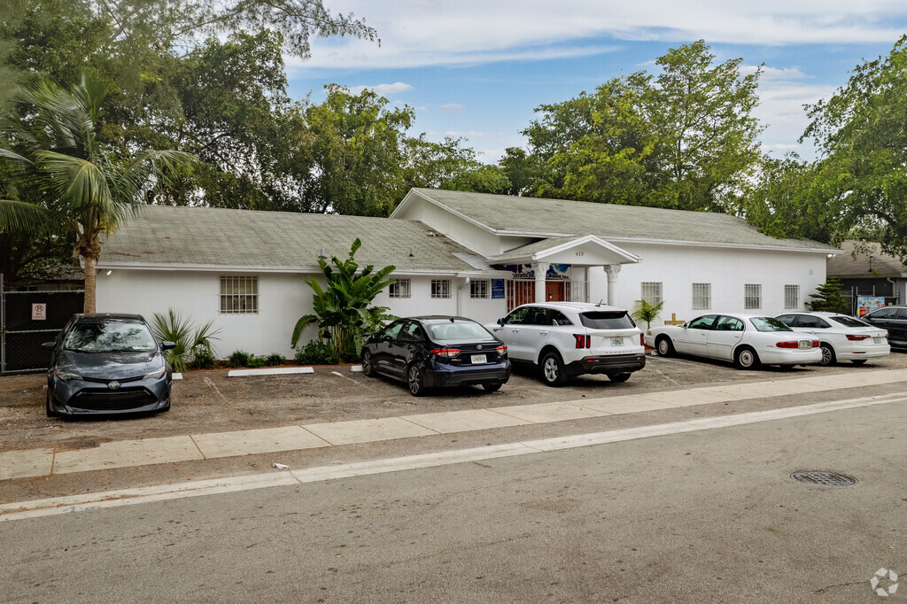 S.O.U.L. Christian Academy in Ft Lauderdale, FL is an intimate learning environment.