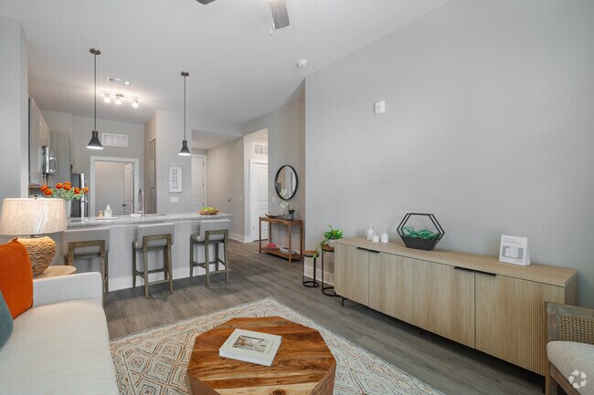 1BR, 1BA - 846SF - Open Floor Plan