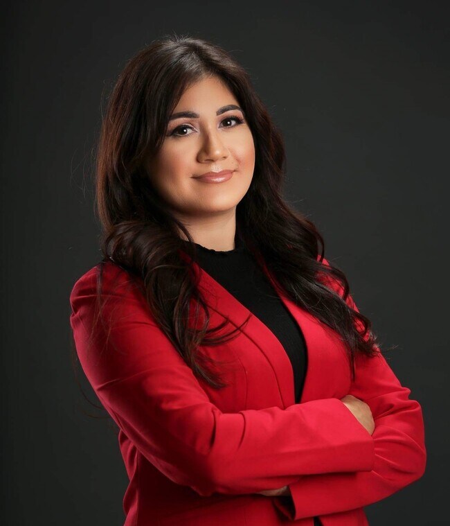 Agent Photo