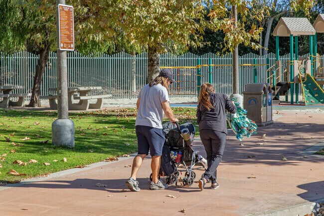 Saddleback View Park is a good family park.