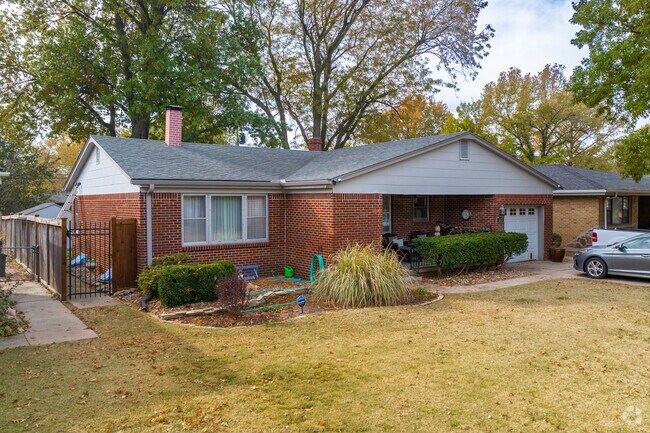This ranch home in Grandview Heights has beautiful red-brick accents.