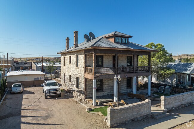 Home prices in Kingman are much lower than the national average.