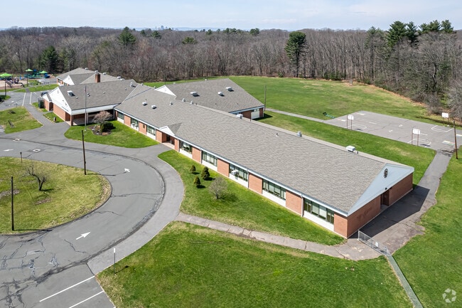 Students love the campus of the  
Governor William Pitkin School.