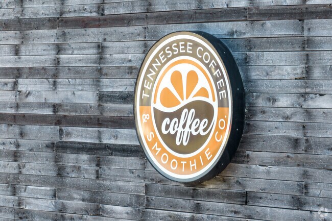 Santa Fe residents enjoy a cup of hot coffee from Tennessee Coffee & Smoothie Co.