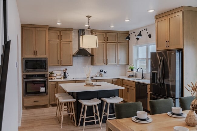 1449 66th Ave S unit 37252432, Fargo, ND 58104 - photo 2