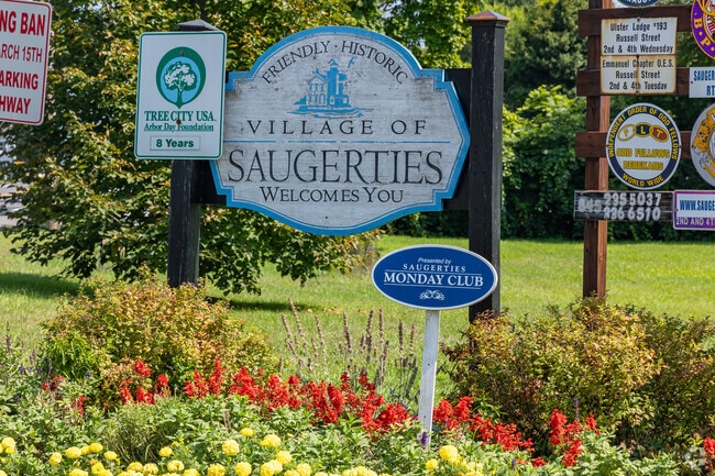 Saugerties South is a classic river town surrounded by preserves.