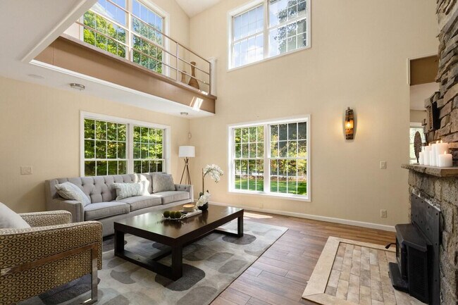 338 Clove Rd unit ID1056821P, Monroe, NY 10950 - photo 4