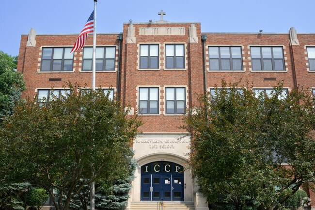 Welcome to IC Catholic Prep in Elmhurst.