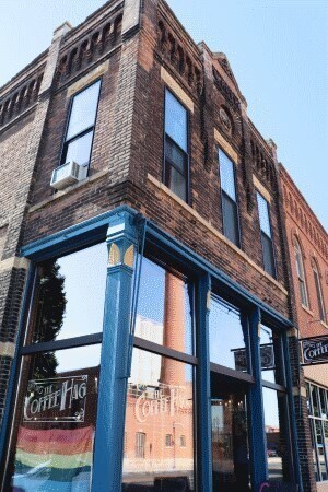 329 N Riverfront Dr unit 1, Mankato, MN 56001 - photo 1