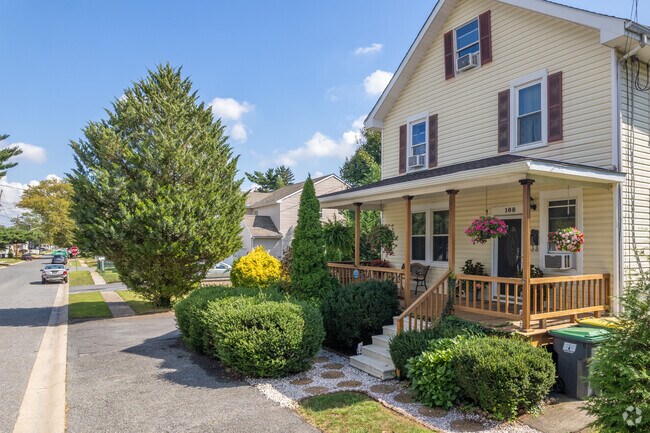Many homes in Ashley have front porches to enjoy a sunny day.