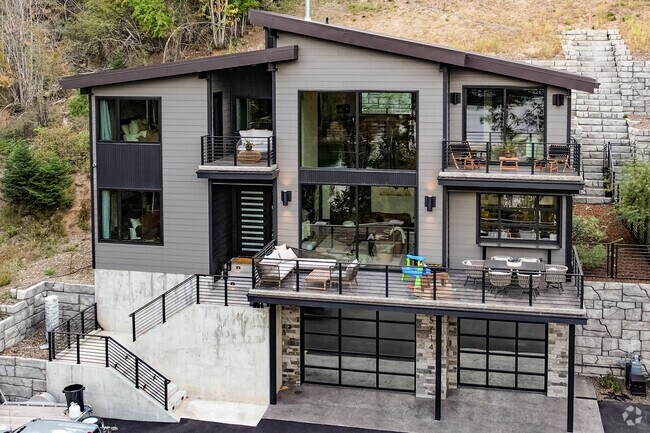 Modern homes can also be found behind the trees of Honeysuckle Hills.