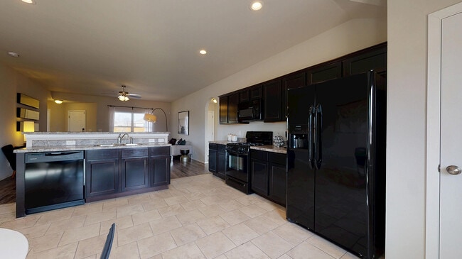 7205 S Maple Ave, Broken Arrow, OK 74011 - photo 3