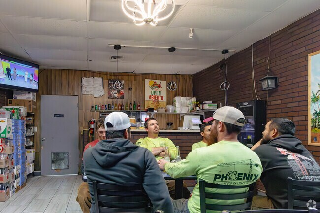 North palm Beach residents can stop by Mi Tierra restaurant for breakfast, lunch and dinner.