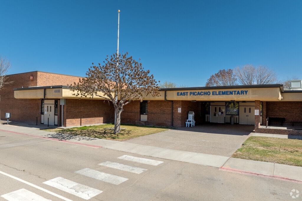 East Picacho Elementary School nurtures curiosity and a love for learning.