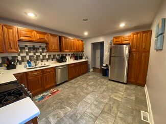 907 E Carson St, Pittsburgh, PA 15203