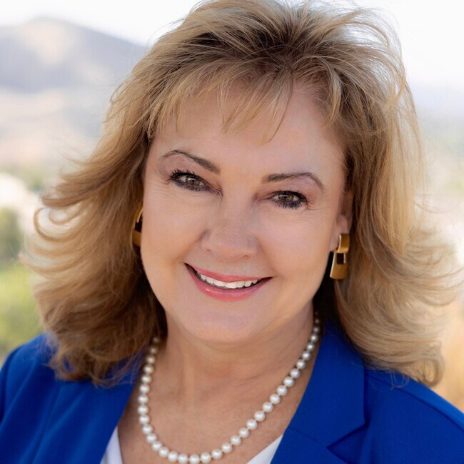 Monica Robinson Real Estate Agent in Yucaipa, CA