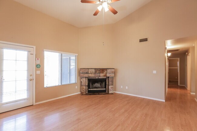 544 W Laredo Ave, Gilbert, AZ 85233 - photo 4