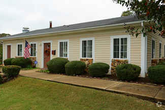 1930 Coleman Rd, Anniston, AL 36207