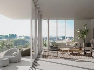 838 N Kings Rd, West Hollywood, CA 90069