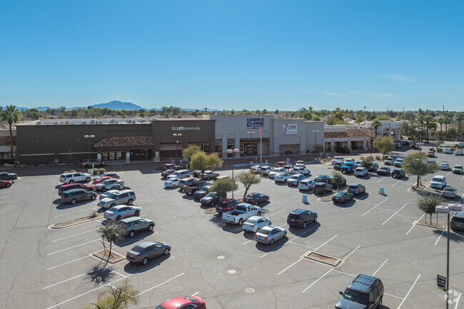 Leading Edge Academy in Gilbert is in a business plaza with plenty of parking.