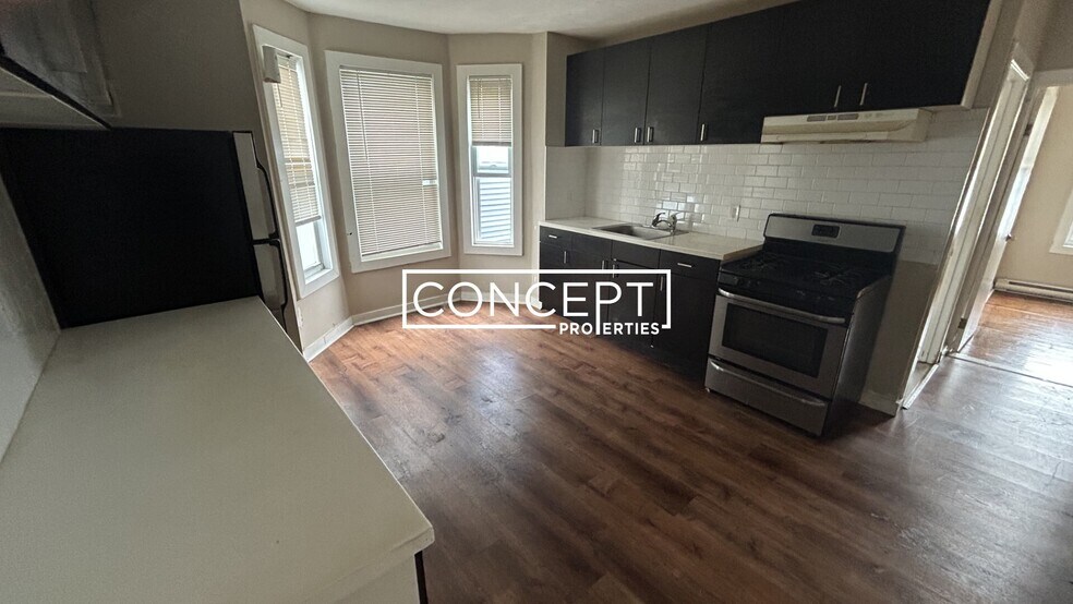 121 A George St unit 2B, Boston, MA 02119 - photo 1