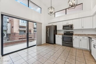 330 S Farmer Ave, Tempe, AZ 85281