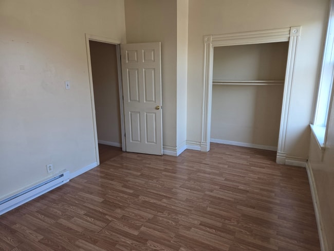 3302 Winnebago St unit 2nd floor, Saint Louis, MO 63118 - photo 6