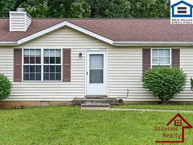 1907 Roan Dr, Clarksville, TN 37042 - photo 3