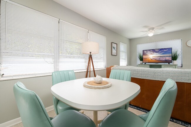 620 SE 47th St unit 3, Cape Coral, FL 33904 - photo 6