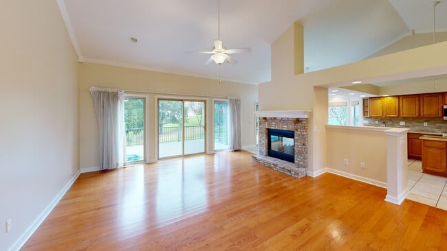 120 Tahlequah Ln, Loudon, TN 37774 - photo 2