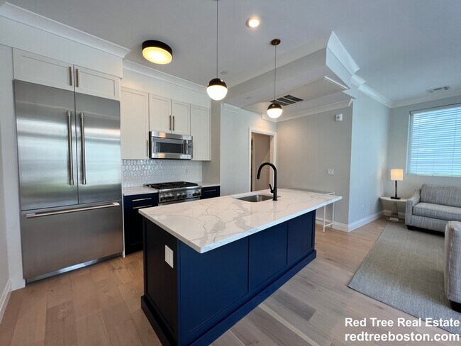 142 Pleasant St unit 1, Dorchester, MA 02125 - photo 2