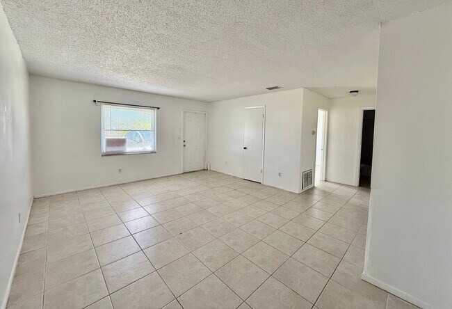 6720 46th Ave W unit B, Bradenton, FL 34210 - photo 6